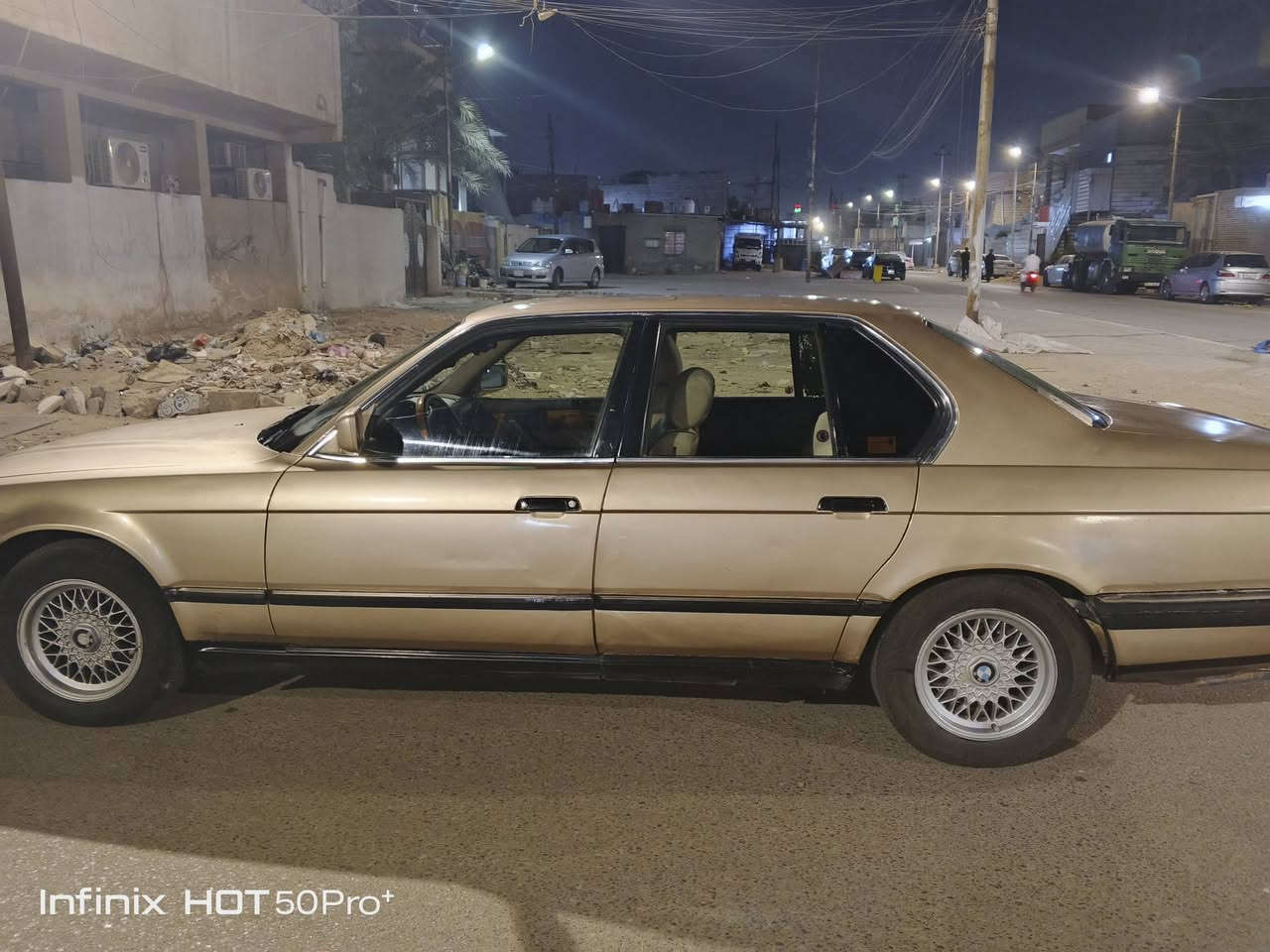 سلام عليكم
بي ام 735بدي قديم كفاله كير ومكينه سياره نقص دعاميه خلفيه والحداده سنويه 2026 راعيه موجود تحويل شوكت ماتريد رقم ذي قار السعر 38$
*********** 
البصرة
