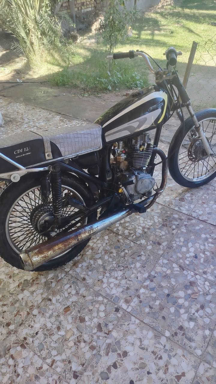 السلام عليكم دراجه للبيع كلك مكفوله عن السرقه السعر 150 مكان بابل القاسم رقمي ***********
