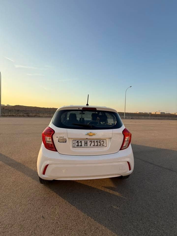 السلام عليكم
شوفرليت سبارك 2020 خليجي كفاله عامه
ماشيه 57
شاشه كبيره
كامره
رقم بغداد 
نكليزي جديد وهزه جديده ثاني تحويل
كير مكينه مكفولات 
وبيها سونار هم
مكاني بغداد بسمايه 
السعر 95 وبيها مجال بسيط
***********
