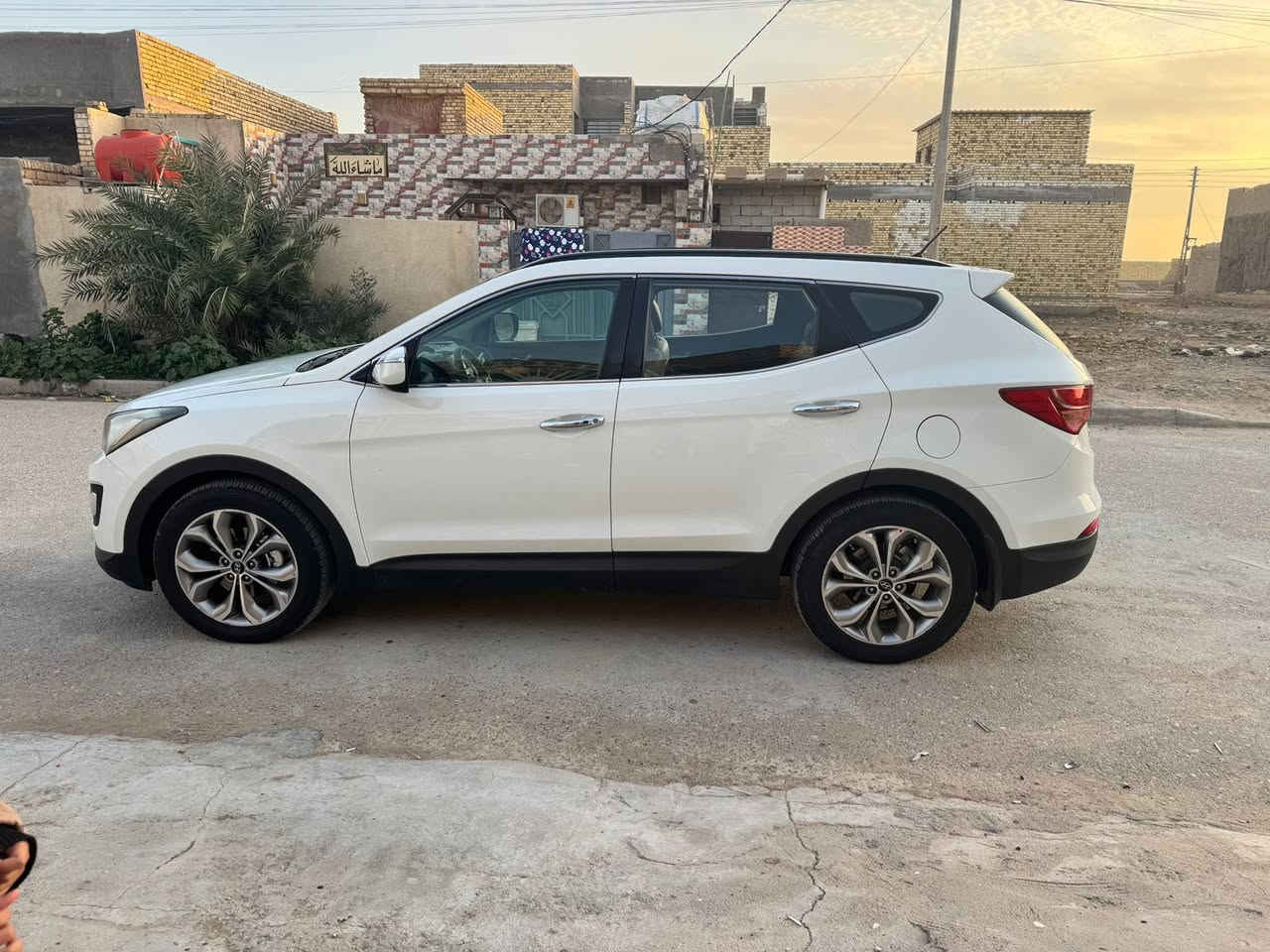 للبيع سنتافيا 2013خليجي 7 راكب محرك 6 اسلندر رقم بغداد مواصفات بنرامه طكتين بصمه كشنات جلد السياره جديده وجاهزه مكفوله من صبغ وتبديل وضربه السونار مرفق بالمنشور 
مكان السياره العماره كميت السعر 175 وبيها مجال انه مكلف بالنشر هذا رقم راعيها ***********
