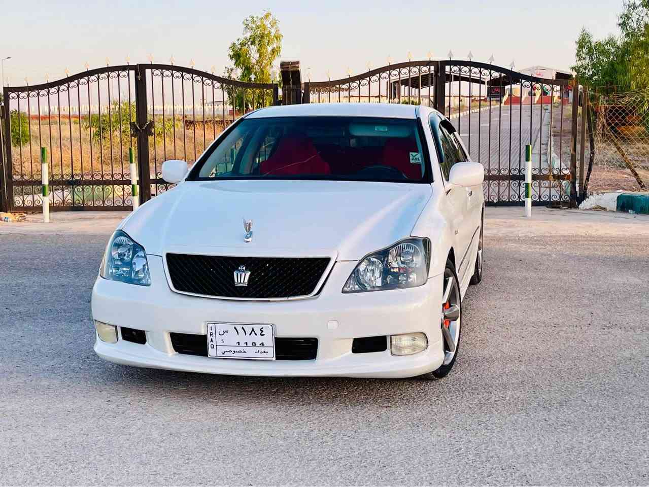 بشاهانه   184 براوه موديل 2006 به سمه ره ساسي ✅
سئ دووكمه ويل و تايه دنگه ي لوكي له ژيره ✅
سه قف و كه به فه ر گوراو به شه رت ✅
سه ياره كه بي مه سرفه  هي ماله كاميره و شاشه و ته برد هه مووي به شه رت
له ره سمه كه جوانتر شوين كه لار نرخي 54مه جالي برايانه
*********** كالار, السليمانية
