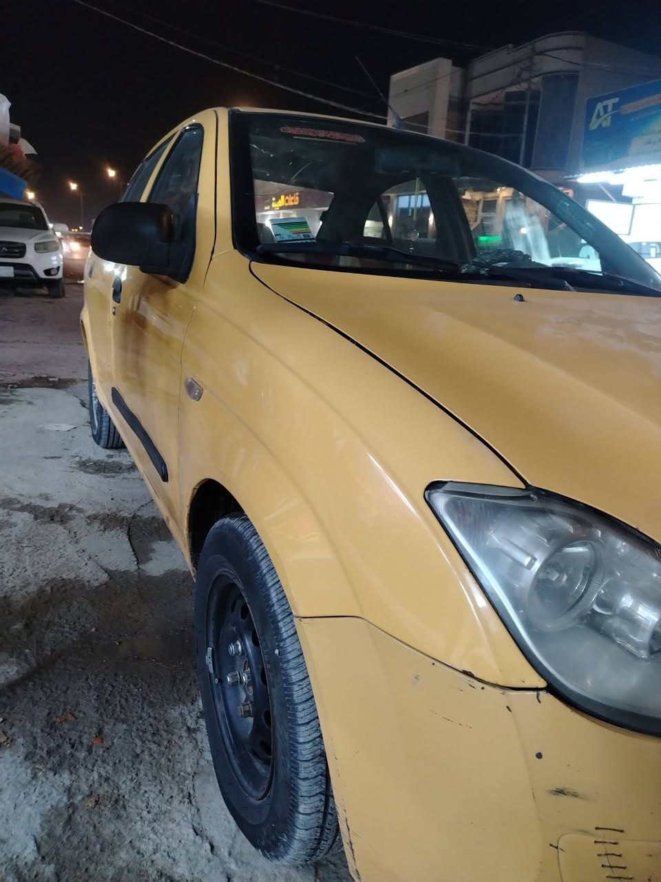 السلام عليكم طيبه موديل ١٥ بيه بس بارد  كير ومكينه كشر مثل ما موضح بلصوره كشر نظيف السياره مصفره هيئه وغرامات رقم بغداد سنويه 27 السياره تخم تاير سعر 31 وبيها مجال تحويل مباشر.   عنوان حله كورنيش
***********
‏‪
