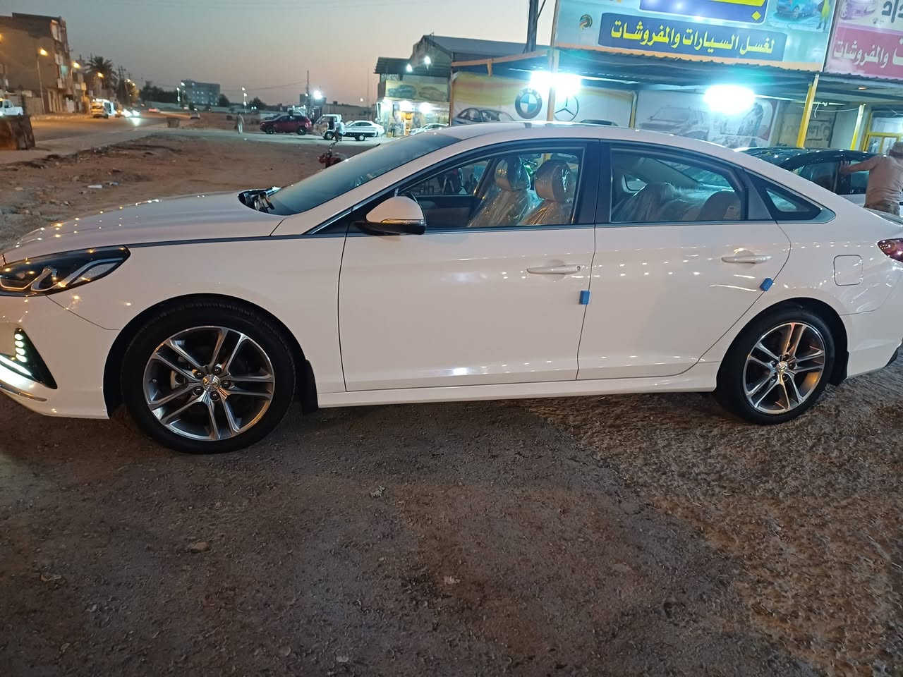 سوناتا 2018 خليجي مكفوله كفاله عامه
مكان السياه الرمادي التأميم 

السعر 188$  اتصل ع الخط غير متواجد ع الفيس 

***********
