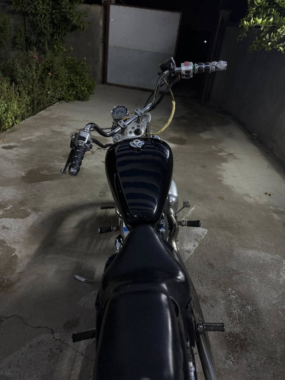 السلام عليكم 
ستد 400cc

دراجه اوراق وكمرك مدفوع كبل ترقم من ينفتح الترقيم
نضيفه الدراجه عدا  الاشاير الوره فقط 
كامله الدراجه كفالة محرك
السعر مليون ونص
***********
