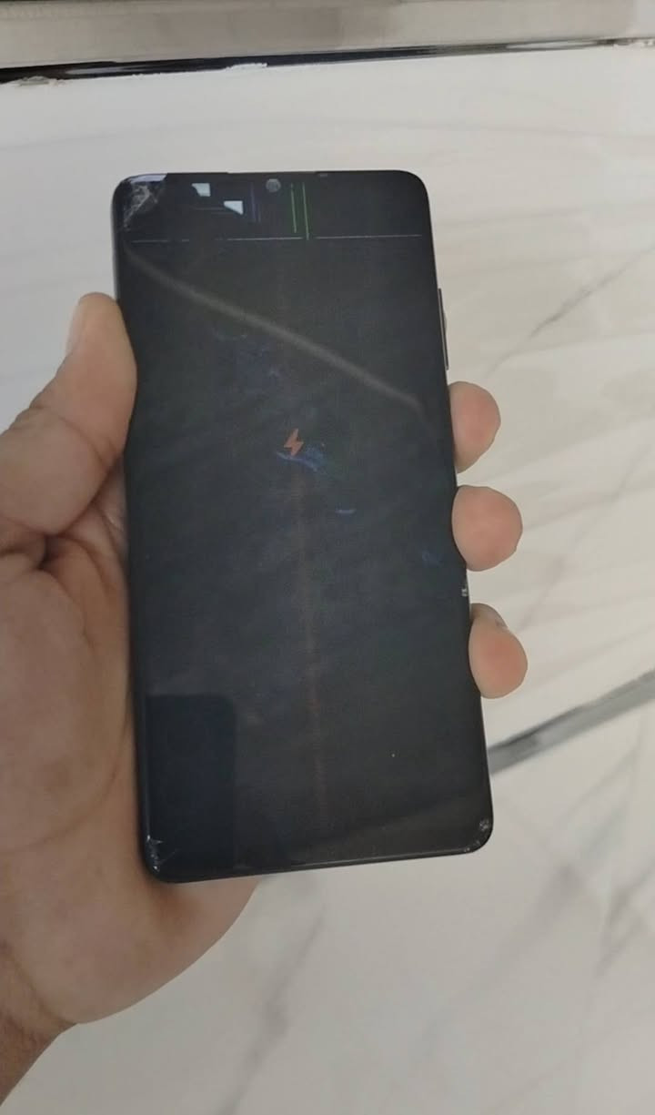 جهاز هواوي بي P30 5G ذاكره 256 رام 8+8 بوبجي 60 فريم بصمه مدججة بشاشه ظهر بلور مفطور فقط يحتاج شاشه موضح بصوره سعره 65 الف شراي خاص قبل لاتراسلني شوف مواصفاته باليوتيوب ملك الالعاب


**إذا كنت صاحب هذا الإعلان وتريد حذفه لأي سبب، رجاءا أرسل رسالة إلى الدعم الفني**