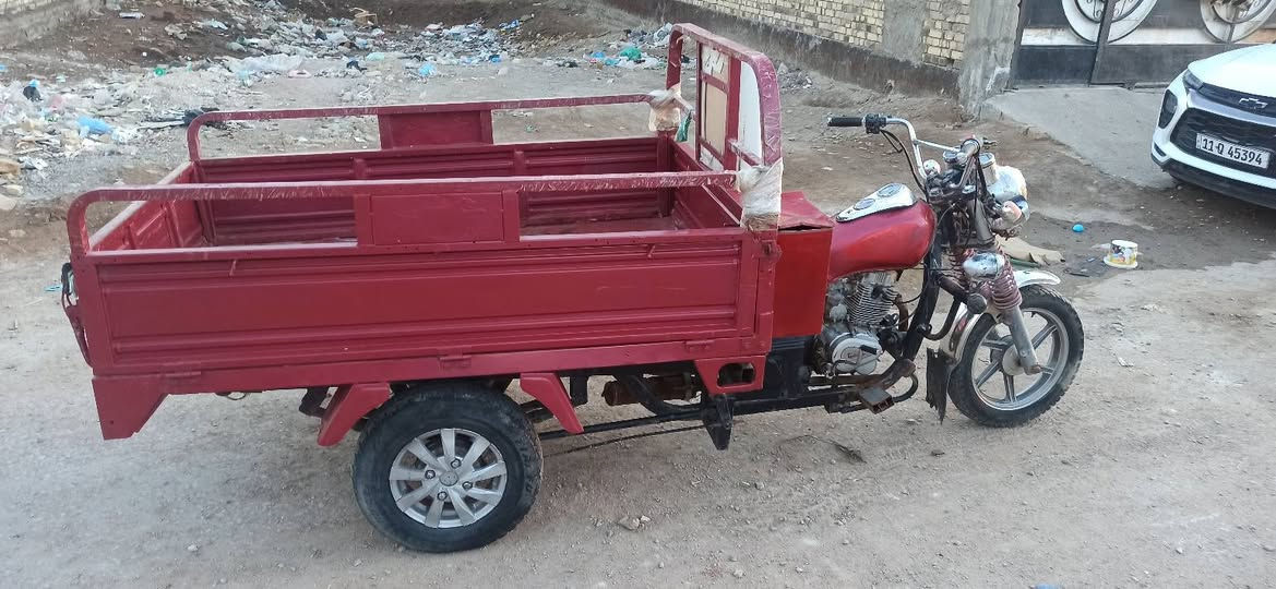 السلام عليكم ورحمه ستوتة موديل 2016 مكفولة وأوراق أصولية كهربائيات شغالة ومكينة نظيفة السعر خاص رقم الهاتف***********
