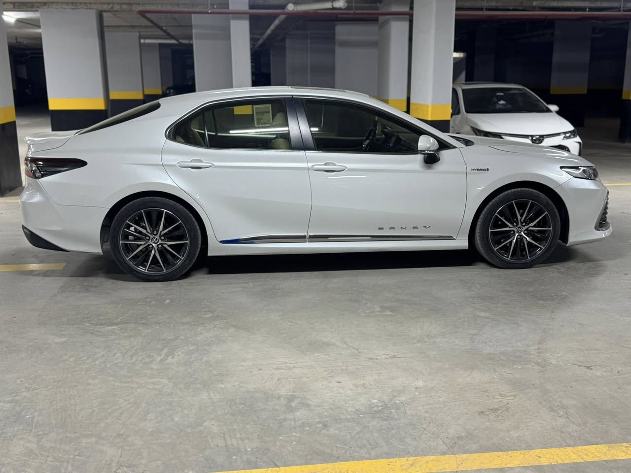 للبيع كامري GLE
خليجي وكالة عبداللطيف جميل
موديل 2024
مكفوله 
اعلى فئة مواصفات
ماشيه 27 الف
سعره 26000$ مجال بسيط جدا
مجمع الود السكني
***********
