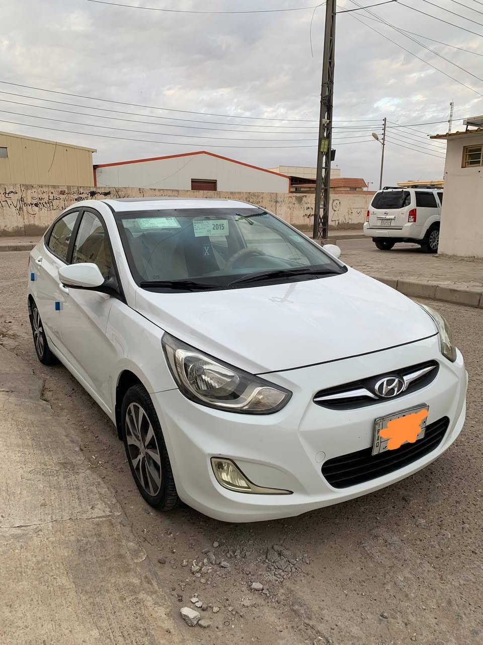 السلام عليكم
اكسنت ٢٠١٥ كفاله من الفتح والتبديل حتى الدعميات مكفوله بدون صبغ وبدون شخوط اخوان السياره جديده  من كير محرك حداديه شرط برغي مامفتوح بيها والسياره فول مواصفات والسونار مرفق وي الصور الشراي يتصل ويشلع عيوني مكاني بالعماره ***********
