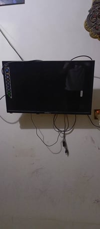 يلزمه  حجم 32 للبيع 07701613226 07517292924
