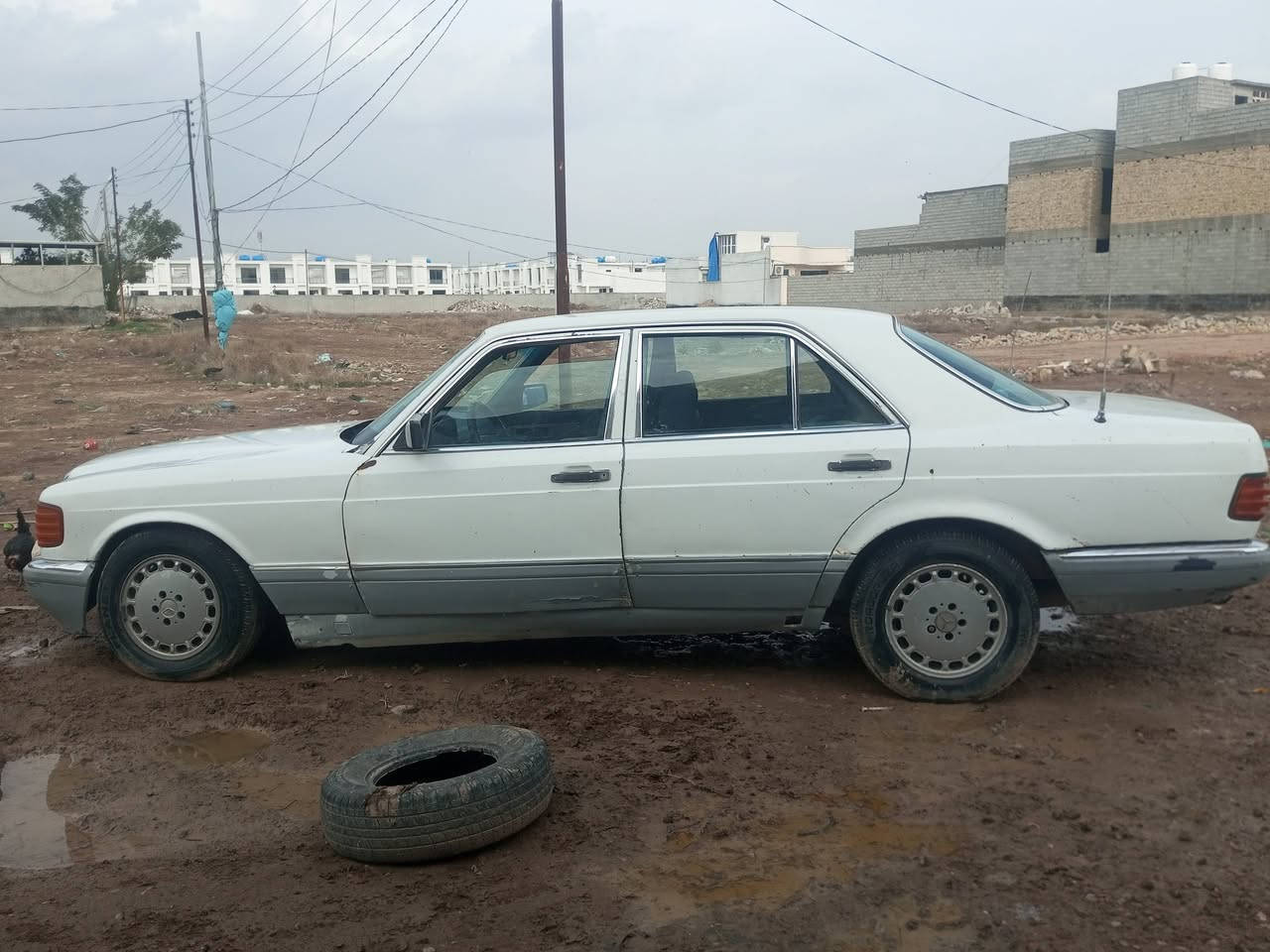 مارسدس جامبو لبيع موديل 83بسمي مكينه وكير ملكه رقم ***********
