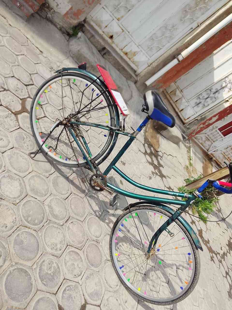 اسلام عليكم باسكل  البيع حجم 26اي عيب ما بي السعر 50بي مجال مكان كركوك  غرناطة ***********
