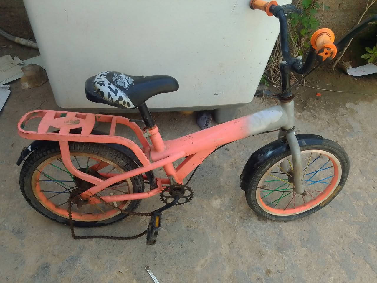 بانسكل صغير من 7 وانته صاعد سعر 35  عوزه نفخ وزنجيل يتركب  نضيف


**إذا كنت صاحب هذا الإعلان وتريد حذفه لأي سبب، رجاءا أرسل رسالة إلى الدعم الفني**