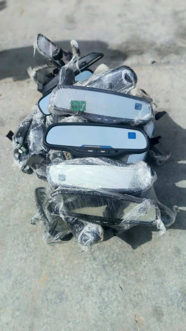 السلام عليكم متوفر قطع غيار بنواعها كل ما يخص تاهو جمسي
يوكن سوبر بان فقط قطع تفصيخ  العنوان  طريق حله بغداد القديم بل مشروع مقابيل معمل العلف الرقم *********** متوفر واتساب
