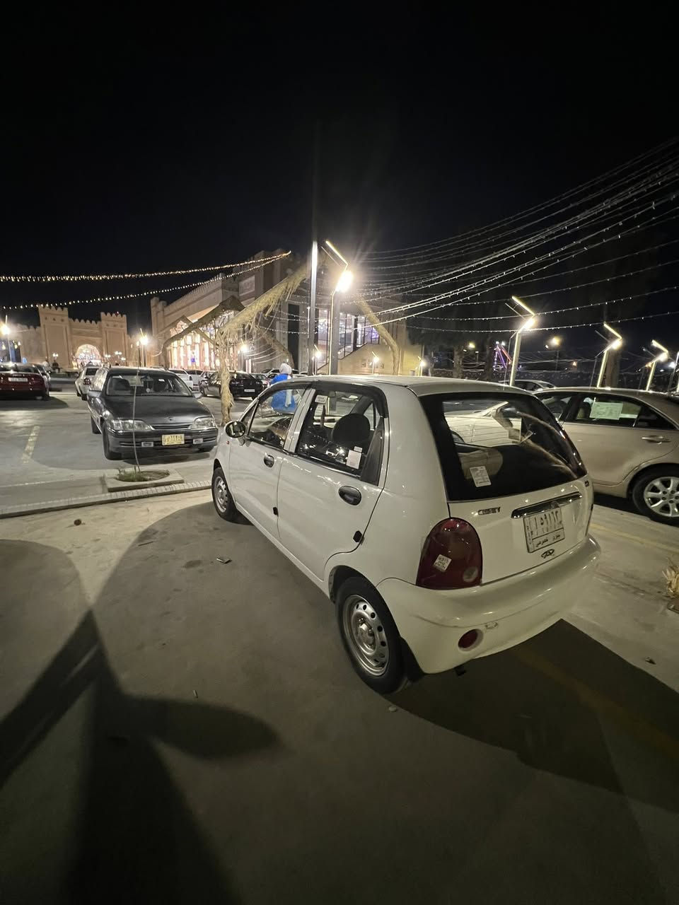 سيارة QQ للبيع
سيارة كلش نظيفة وماتعبك
تبريد وتدفئة شرط
محرك وكير شرط
بيها باب السايق معدل ع البادر
سنوية جديدة شرط التحويل
مكاني الموصل
سعرها 37 وبيها مجال بسيط
التواصل ***********
