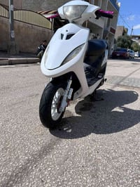 دراجه ماكس عدله مابيها اي نقص مثل ما موضح بل صوره وباقي تفاصيل عل خاص....