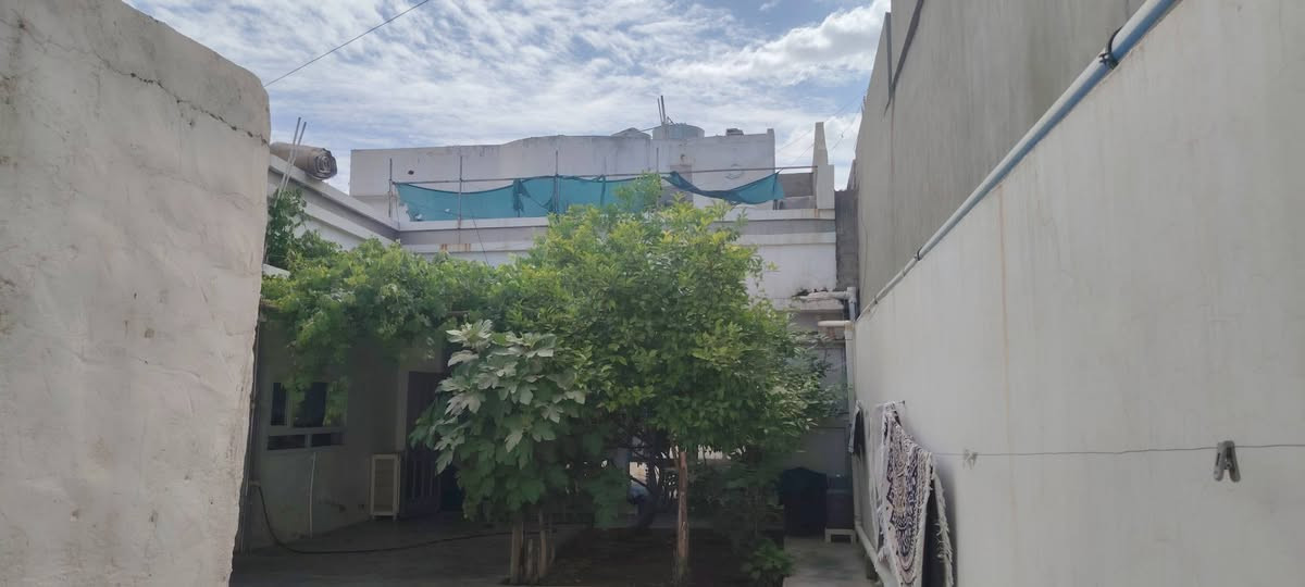 رقم إعلان ٢٠٤٦
نوع عقار رقم زراعي
دار للبيع٢٨٠متر طابقين ٣محلات تجاري مقابل مول ديار  على شارع عام سف مجمع هونر مكان كلش حلو
يتكون غرفتين نوم
استقبال
مطبخ
صحيات
كراج سياره
طابق الثاني غرفتين
َطبخ
صحيات
للاستفسار
***********واتساب
***********فايبر
عقارات گوڵا ن فی کرکوک
