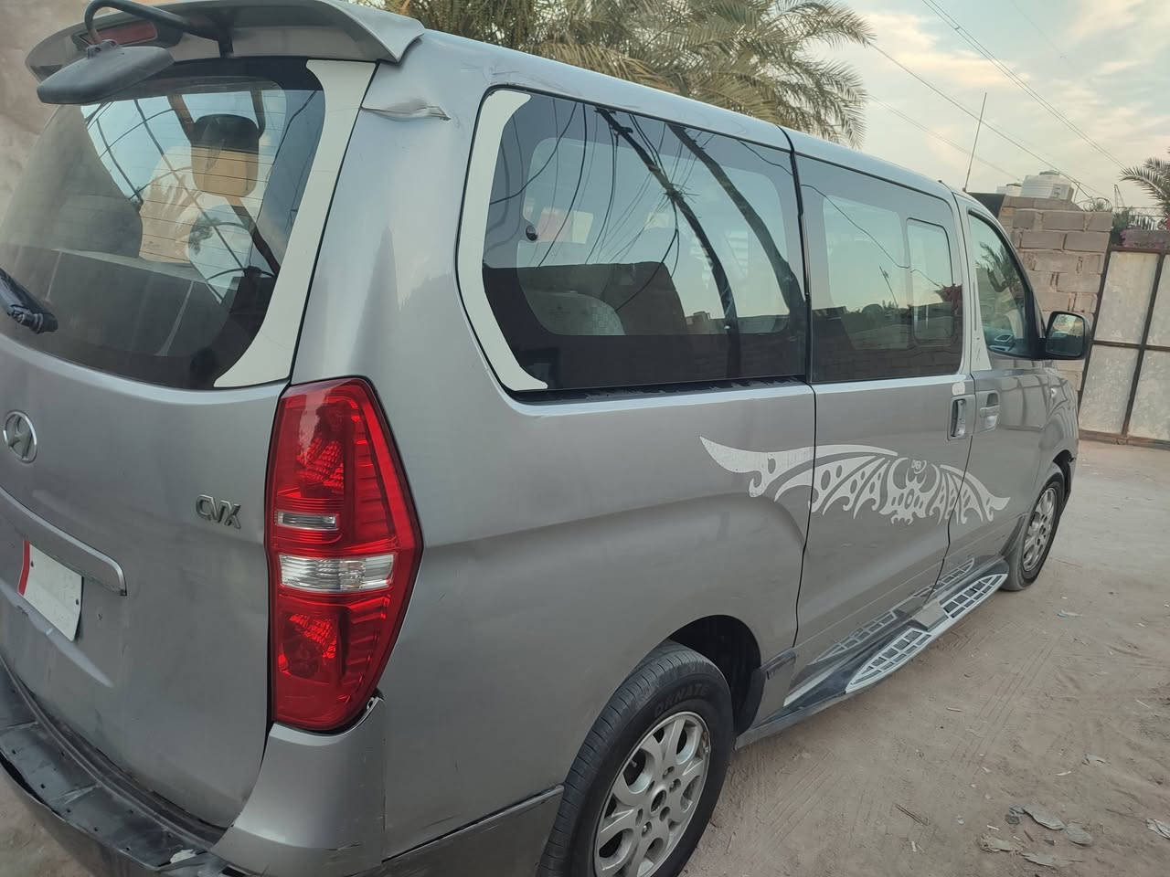 مكلف بالنشر/سياره موديل 14 اصل بيها ضربه بالربع ضربه بالجاملغ تبريد شغال العنوان البصره ابو صخير شارع بيت ديوان تفاصيل اكثر اتصل على الرقم الهاتف ***********
