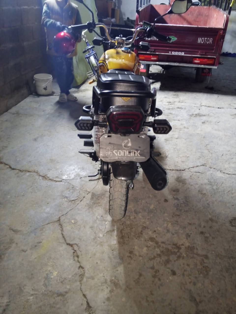 سلام عليكم شباب سيفاني مديل 2025البارحه طلعته ب2026زيرووووووو بمعنه الكلمه ماشيه 53كيلو بس مكاني بغداد حي اور ام الكبر أو الغزلان ***********واتساب سعر مليون قفل ماخذه بمليون أو 200
