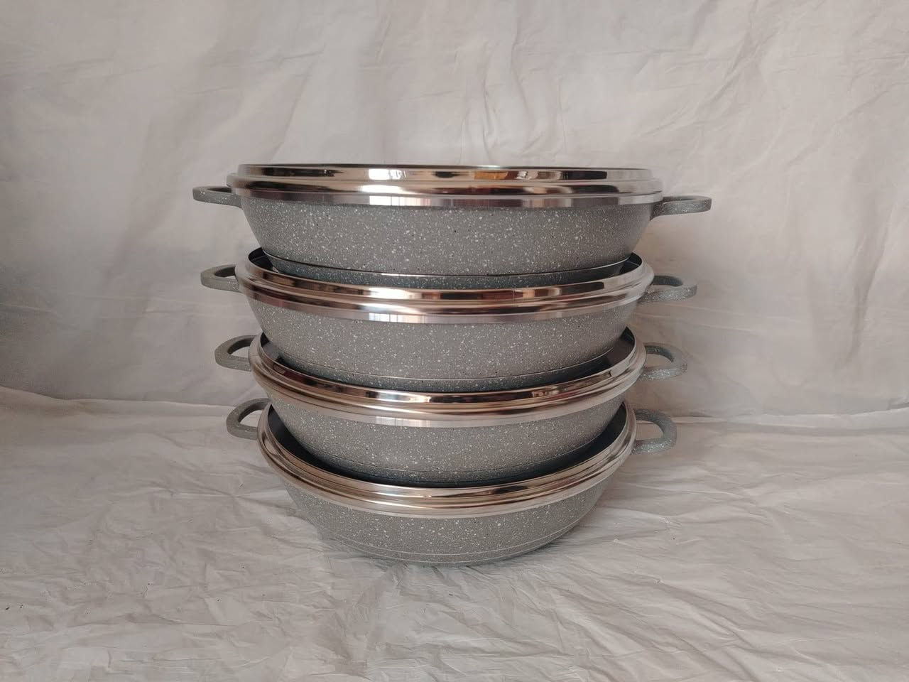 اللهم صل على محمد وآل محمد 
بالة اوربي جديد غير مستخدم كرانيت زيتي ثقيل قاعده ليزرية

جمال متانة ذوق من ارقى الماركات يوجد توصيل لجميع المحافظات اي اختلاف عن القياس والصورة يرجع بيد المندوب


**إذا كنت صاحب هذا الإعلان وتريد حذفه لأي سبب، رجاءا أرسل رسالة إلى الدعم الفني**