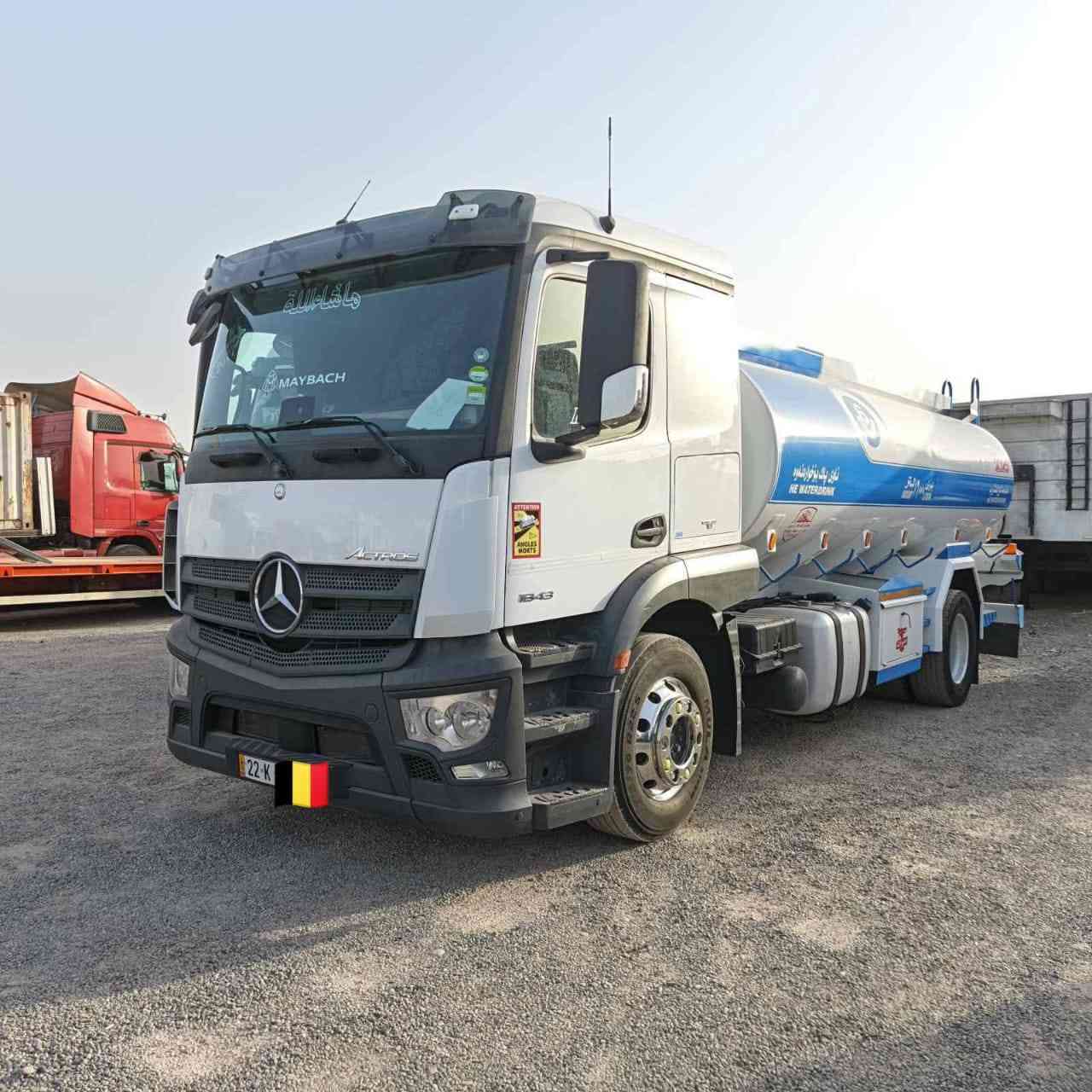 السلام عليكم
مرسيدس اكتروز.               Actros
موديل 2017
مكاني البصره مركز 
السياره بسمنه تحويل ثاني يوم 
مكفوله من كل شي 
السياره رقم أربيل استوه سوينا 
السياره نضيفه كلش استيراد أوربي 
ما مشتغلاه بل عراق ابد 
السعر 390 او بي مجال 
جاهز للشغل كامل امكمل روبن امغلون التانكي من جوه 
ما يحتاج احجي عن موصفات المرسيدس لأن شكو موصفات بل دنيه بيه 
للاستفسار الاتصال على الرقم التالي 
***********
