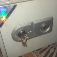 قاصه نضيفه حيل قبل 2شهرين مشتريه 165الف 07829352717