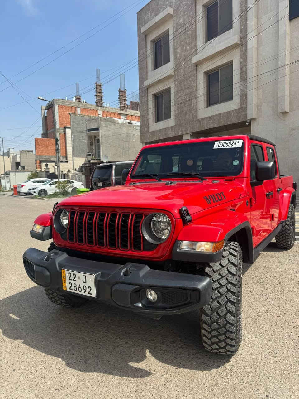 السلام عليكم للبيع او مراوس حسب القناعة
جيب كلاديوتر سبورت موديل 2023
السيارة حادثها كما موضح بل صور نص جاملغ خلفي صبغ فقط والجاملغ الامامي فقط مفتوح جان داخل السيارة حجم المحرك 6 سلندر
3600 ماشيه 19الالف فقط موصفات جام
كهرب مري كهرب هيتر بل كشنات وبل استيرن بصمه تشغيل وبصمه ابواب وباقي المواصفات المعروفه السيارة رقم اربيل اباسمي ترقيم جديد مكان السيارة زيونة شارع الربيعي السعر
285 ورقه
***********واس اب
***********
