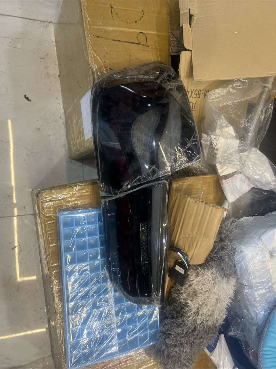 بك لايت LED بي ام F30 السعر 150 الف مع التوصيل للاستفسار ***********
