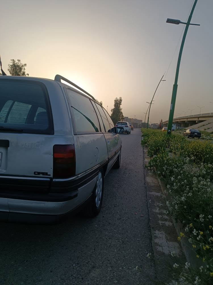 🚗 للبيع: أوبل أوميكا استيشن
- السعر: 41 (قابل للتفاوض بالمعقول)
- ناقل الحركة: كير عادي
- المحرك: 2.0 لتر
- السيارة نظيفة جدًا ولا تحتاج أي مصروف.
- لا تبديل ولا صبغ.
- الماكينة والكير والكهربائيات والصدر والاطارات بحالة ممتازة.
📍 رقم كركوك – مشروع وطني
📅 السنوية سارية لغاية 2029
✅ شرط البيع: تحويل الملكية
للاستفسار والاتصال:
📞 *********** كركوك, العراق
