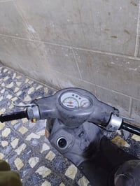 دراجه فله للبيع دراجه جديده بس اشاير الي ورا ماكو الباقي كله نضيف السع...