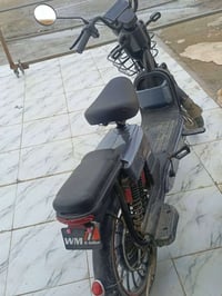 دراجه شحن 2025 مستخدمه شي قليل بصمه وتشغل عن بعد كلشي ما ناقصه السعر 4...