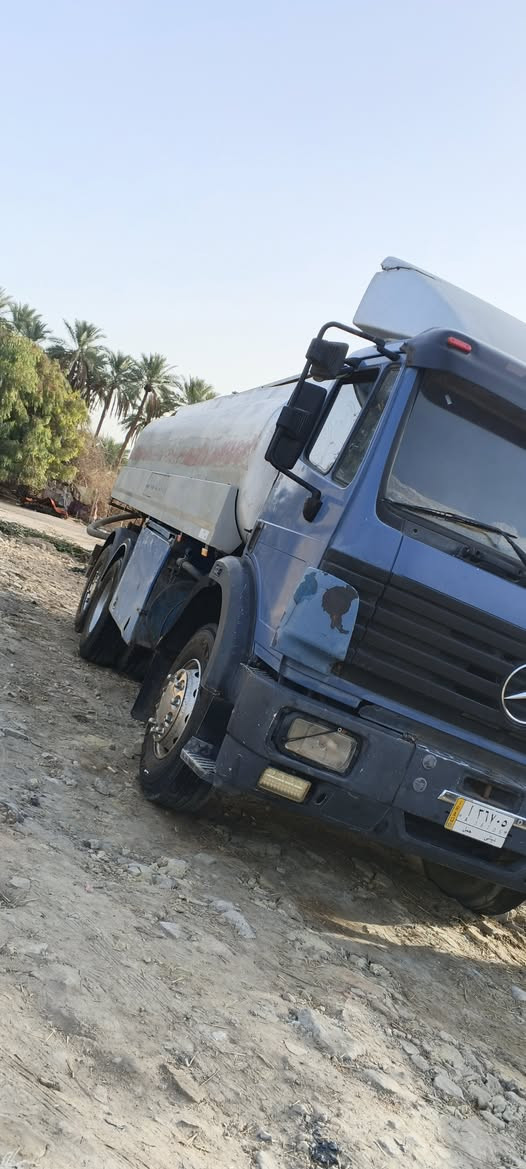 السلام عليكم لبيع تنكر البي موديل 92 بلادي بدي فافون بكره ودافعه بلادي سنكل محرك ثمانيه  محسن للإستفسار اتصال عل رقم ***********
