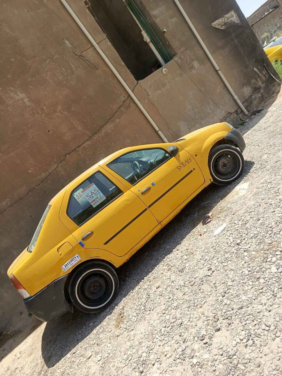 وينهم الجناية عارضلك ارخص  رينو لوكان الفحل المرغوب رقم بغداد الماني كير ومحرك فرنسي تخم تاير خط ابيض جديد جواها منضومة تبريد كاملة وشغال نقصها بس غاز صدر وحدادية جاهزة مال شغل وخطوط مال مدارس وموضفين وسعرها بس ب(( 14 ورقة )) وبيها مجال للناس الي تجيني من مكان بعيد سيارة جاهزة كبل للشارع وقوية وعضمتها حلوة وكاعدة بالشارع مدوشمة ومجمبزة جديد سيارة ترايك بيها محافظات وعائلية وتفيدك زيارات مناسبات عدك دوام بعيد بيها سنوية تفاصيل يعني واجة من المرور تمشي بيها محد يحاسبك وسويلك بيها مكاتبة اتكفلك بيها سرقة وعشائر وقانون وطلب سيارة أصولية ومدكوكة بالمرور بس راعيها مغير عنوانة فقط وتاخذها من بيتي اي مشكلة بيها تحركها وطيك فلوسك وشوكت ماتبيعها تجيب فلوسها ومكاني بغداد الزعفرانية وهذا رقمي وموجود واتساب همينة إذا ماعدك رصيد وتدلل ***********
