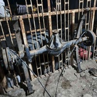 بخاخ سيارة • قطع غيار