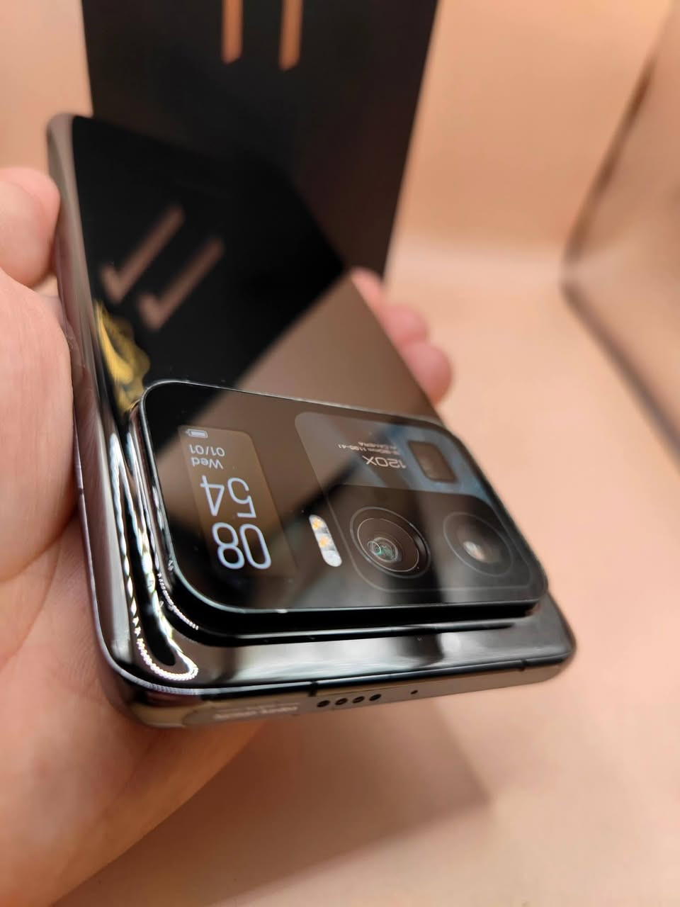 اسم الجهاز: Xiaomi Mi 11 Ultra
الشاشة6.81 بوصة-120 هرتز AMOLED
يدعم ببجي 120 فريم 
الذاكره الداخليه 256 جيجابايت
الرام 12+توسعه ذاكره 8 جيجابايت
الكاميرا:ثلاث كاميرات50+48+48 نفس كاميرات ايفون 13
شاشه لمس صغيره بالخلف
المعالج : 888 Snapdragon
البطاريه:5000 مللي أمبير
الشحن: سريع 67w+شحن وايرلس67w يعني ربع ساعه يقبط شحن 
النظام:اندرويد 14
نضافه الجهاز 90 % شرط الفحص   شاحن 120 واط و كارتون 
مراوس فقط فقط


**إذا كنت صاحب هذا الإعلان وتريد حذفه لأي سبب، رجاءا أرسل رسالة إلى الدعم الفني**