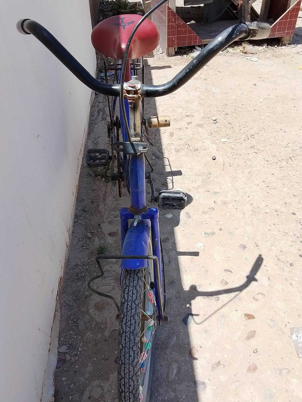 هذا البايسكل للبيع السعر 70,000 الف واحد عراق وبمجال اللي يرده خلي يطب لي خاص العنوان الفلوجه


**إذا كنت صاحب هذا الإعلان وتريد حذفه لأي سبب، رجاءا أرسل رسالة إلى الدعم الفني**