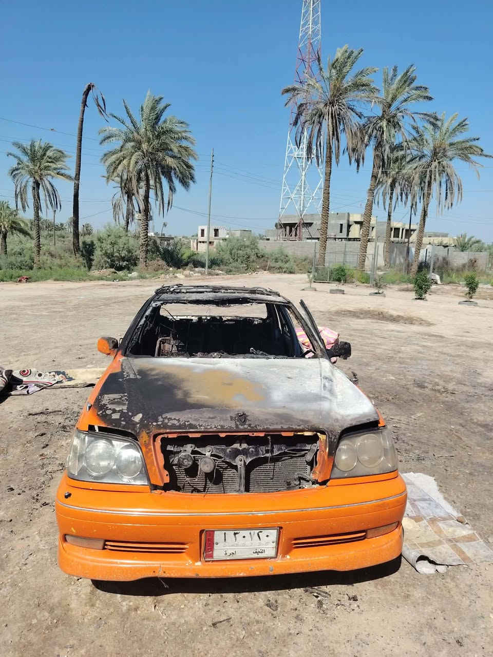 السلام عليكم #الحمدلله_ع_كل_حال
الحلال راحلكم فدوه للبيع سياره شوفت عينك مكينه فيفيتي 3000 جديده وكير وكمبريسر تبريد  سليمات كلشي مابيهن 
سابقا مكفوله سياره بدون كص ونقل وضربه رقم نجف الماني اصوليه السياره بسم شخص معلايه 2005 مافاحص ولادافع كمرك دك حاسبه وين مايعجبك مصفره هيئه دكمتين السياره 
السعر 25 اذا ماعجبك اعبر لمنشور رجائا
***********
