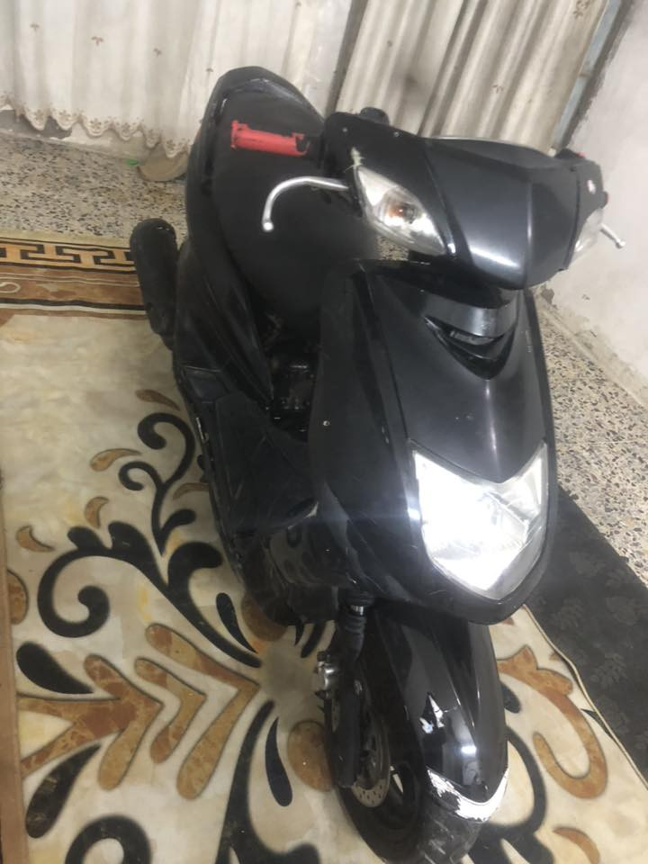 سلام عليكم دراج سكنس نثية السعر 300وبيه مجال عنواني بغداد بلديات نقصهة باتري وتشتغل سلف رقمي ***********
