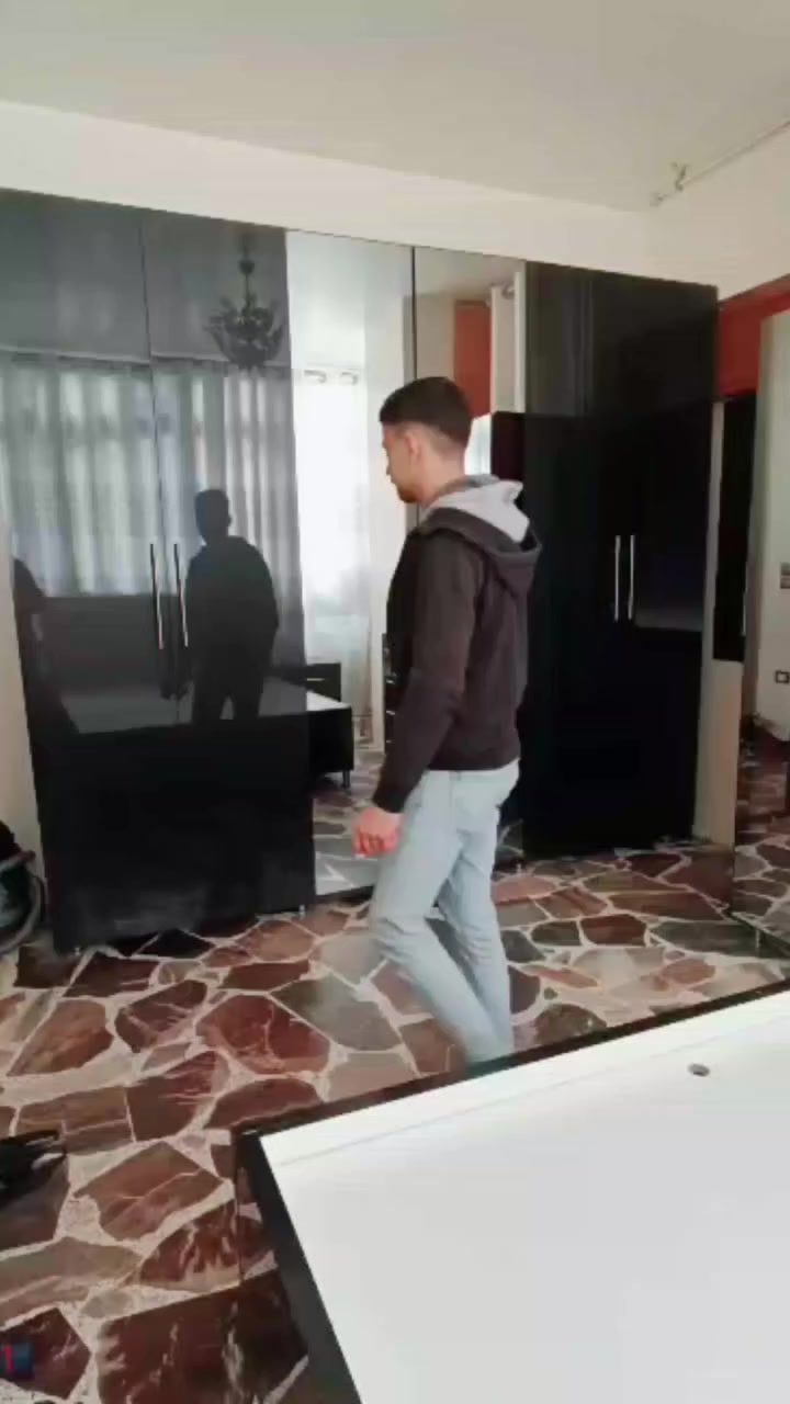 المنيوم ومطابخ جود ♥️🥀

ختر الفخامة والأناقة لمنزلك 🤩
تصميم   غرفة نوم  موديل عصري كلاسيكي راقي موديل 2026 مؤلفة من 6 قطع 😍 

#متوفر_تفصيل_جميع_الموديلات_حسب_الطلب 🔨👨🏻‍🔧 

المنيوم جود 🥀❤️  

#موبيليا_حديثة #موديلات_تركية #موديلات_أوربية 

#غرف_نوم_عرايسية #غرف_نوم_أطفال #مكاتب #مطابخ #مجموعات #غرف_ضيوف #مد_خليجي 

مستعدين لتلبية طلبات لكافة المحافظة السورية 
مع توفر شاحن وتركيب لكافة المحافظات 
#حلب #دمشق #حمص #حماه #طرطوس #الاذقية #ادلب #درعا
للتواصل 0997532189
ريف دمشق عين ترما علق نقطه بيصلك سعر


**إذا كنت صاحب هذا الإعلان وتريد حذفه لأي سبب، رجاءا أرسل رسالة إلى الدعم الفني**