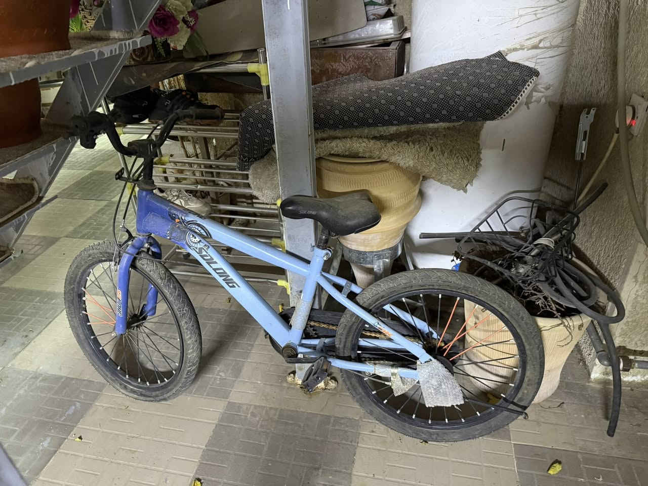 السلام عليكم بايسكلات بثلاث احجام للبيع
العنوان بغداد الكرخ 
تفاصيل اكثر موجود على الخاص


**إذا كنت صاحب هذا الإعلان وتريد حذفه لأي سبب، رجاءا أرسل رسالة إلى الدعم الفني**