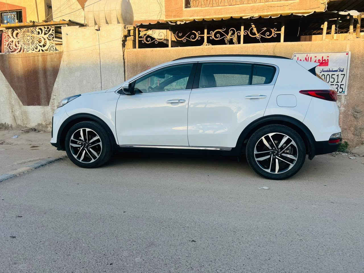 السلام عليكم سبورتج موديل 2021خليجي رقم شمالي مواصفات فول مكينه الفين دوش فتحه بصمه جنطه كهرباء بيهة هواي مواصفات تحويل ثاني يوم. ملاحضة بيهة تكحيل بصيط داير جاملغ الخلفي. مكاني بغداد الورفلي للتواصل رقمي ***********
