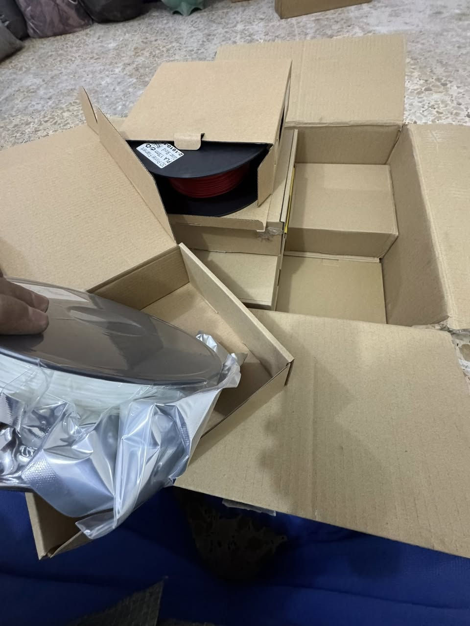 السلام عليكم متوفر بكرات للطابع ال 3D بعدهن بالجيس فقط 2 مفتوحات من الجيس 12بكر ابيع كلهن كارتونة كاملة بيه 12 بكرة بكرات اصليات مكاني بغداد


**إذا كنت صاحب هذا الإعلان وتريد حذفه لأي سبب، رجاءا أرسل رسالة إلى الدعم الفني**