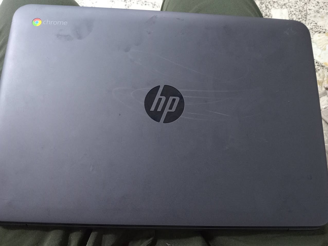 السلام عليكم 
لابتوب hp شغاله كلشي مابيها 
مال اطفال انترنيت يوتيوب 
شحنه حلوو
والسعر 65 
مكاني بغداد الطوبجي 
***********
