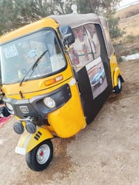 البيع 2021 السعر 7200و بيها مجال حك جايه مكلف بنشر   07765780640