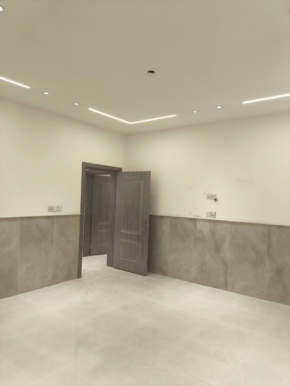 صور من اعمالي  بلصبغ ان شاء الله يعجبكم 
للتواصل ***********.  اسعار مناسبه ان شاء الله
