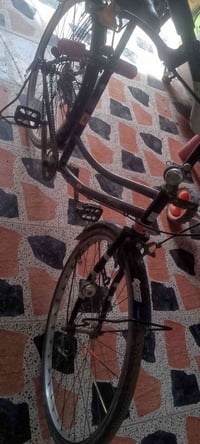 ابوغريب ٢٦ • دراجة