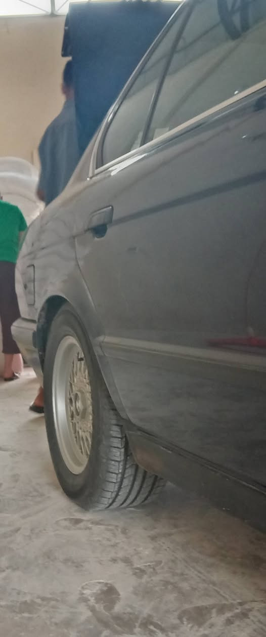 525 بأسمي
كلها ع بلاد صبغ الشركة عليها مضروبه كلير حزام
 كير محرك صدر امامي خلفي جديد تبريد ثلج تخم تاير سياره داخل خارج وضع شركة سعرها 67 بيها مجال
***********
