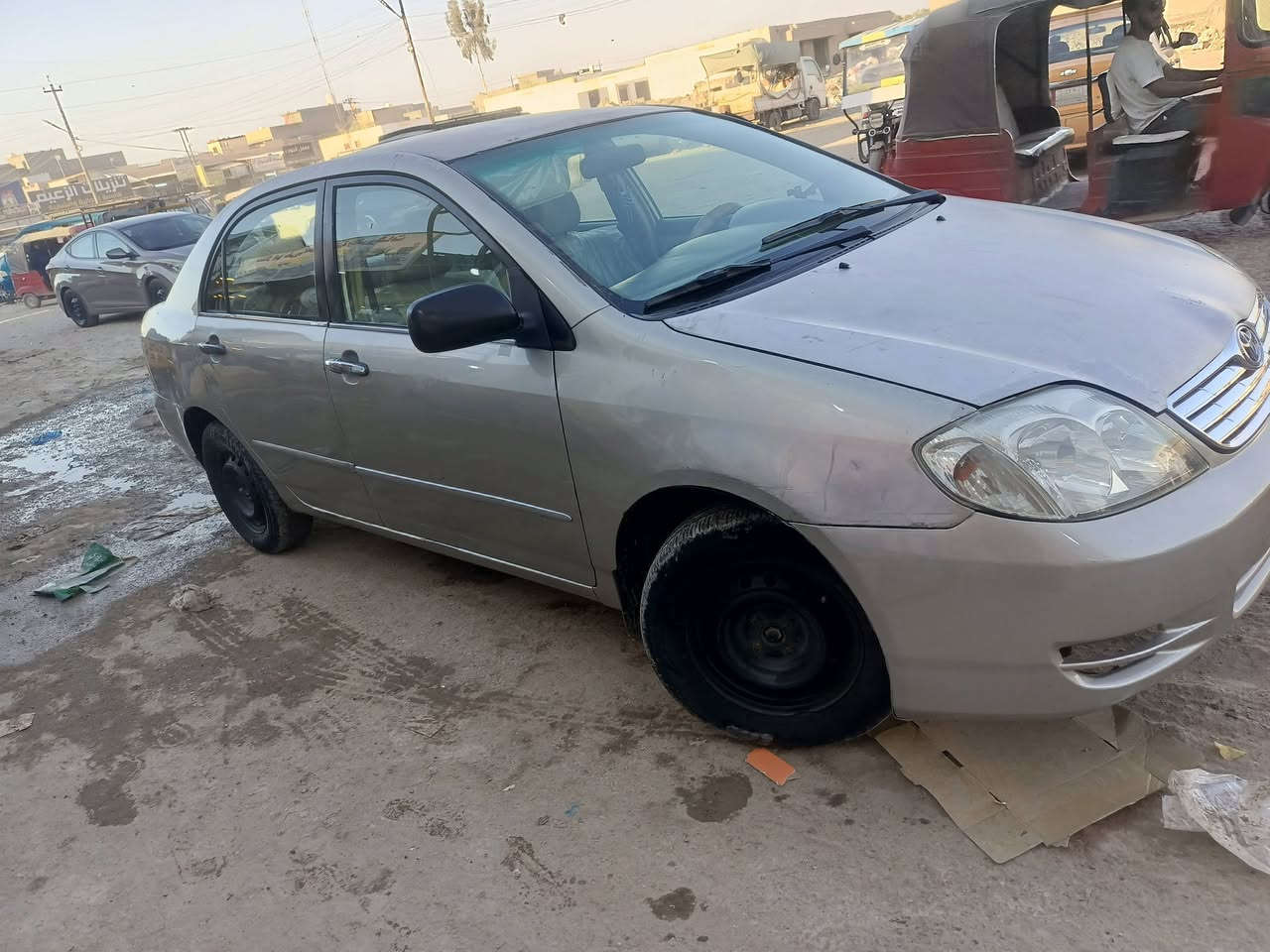 كورلا بكاتشو 2001 محرك 1800المرغوب سيارة تبريد ويه السويج داخل كاش نضيف وخارج شوفت عينك كهربائياته كله شغاله اترايك للبصره روحه ورده صرف بانزين انسه رايده 70 ورقة والسوك بيه كلشي سياره اني مجهزه صدر أمامي وخلفي جديد وبيه زوج تار جديد وثنين انضاف سنويته ضايعه وبيه كتاب راعيه مسوي اسلمك بيد راعيه مباشرتن وهو متكفل بالسنوية يطلعه وانته عليك التحويل فقط ***********هذا رقمي للتواصل ممتواجد على الفيس فقط بالليل
