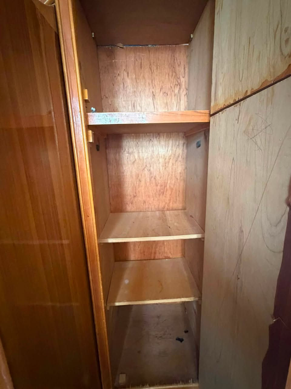 السلام عليكم
كناتير انجاره للبيع العنوان كربلاء 
الي ايريدهن يجي خاص وبخدمته


**إذا كنت صاحب هذا الإعلان وتريد حذفه لأي سبب، رجاءا أرسل رسالة إلى الدعم الفني**