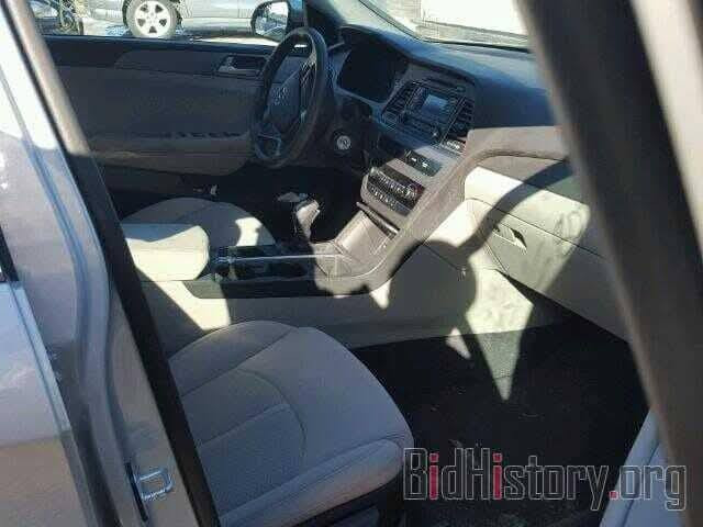 للبيع فقط
سوناتا مديل 15 أمريكي مكينا ٢٤٠٠ GDI غير مفتوحه ع وضع الشركة
مكفولة من ضربه والتبديل والصبغ كلين بيه تبديل داعميه خلفيه فقط كما موضح بالصورة
مكينا كير تبريد تدفئه كهربائياته كله شغاله ع وضع الشركة
تخم تاير باتري حداديه أمامي وخلفي كله جديد
رقم نجف بأسمي عنواني الرميثة رقم الهاتف ***********
