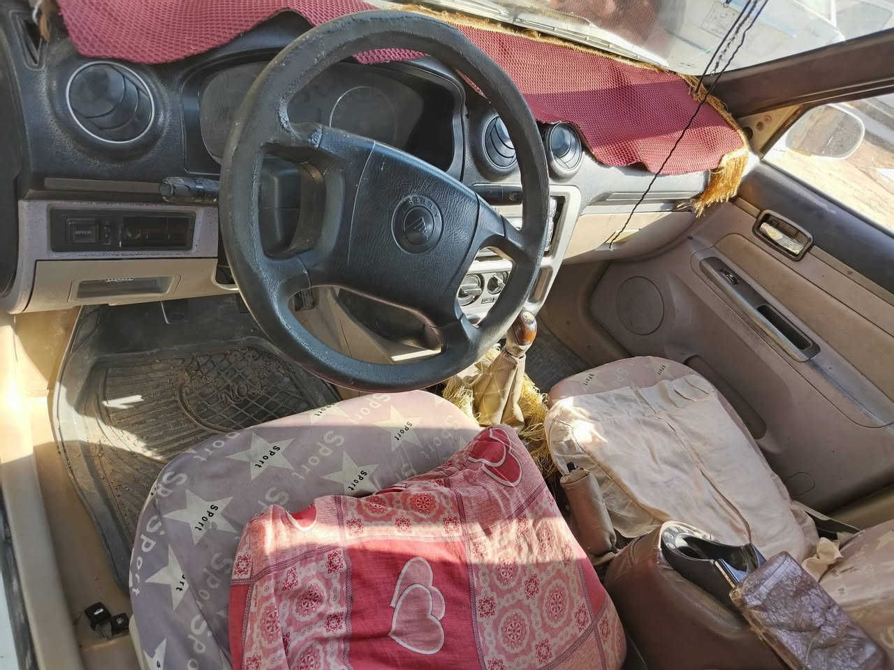 السلام عليكم تحيه طيبه،، للبيع جيلي سي كي مؤديل ٢٠١٢ رقم كربلاء تحويل مباشر كير ومحرك وصدر وكهرباءيات بحاله جيده السعر 18ورقه وبيهه مجال العنوان واسط الزبيديه ***********،، ***********
